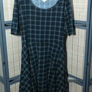 LuLaRoe Women's 3X Black and White Window Grid Nicole Dress